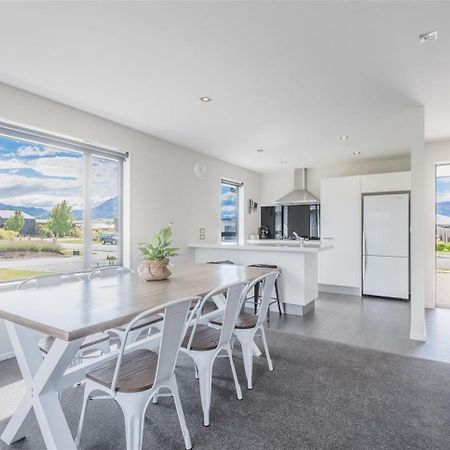 Holiday In A Paradise Wanaka Exterior photo