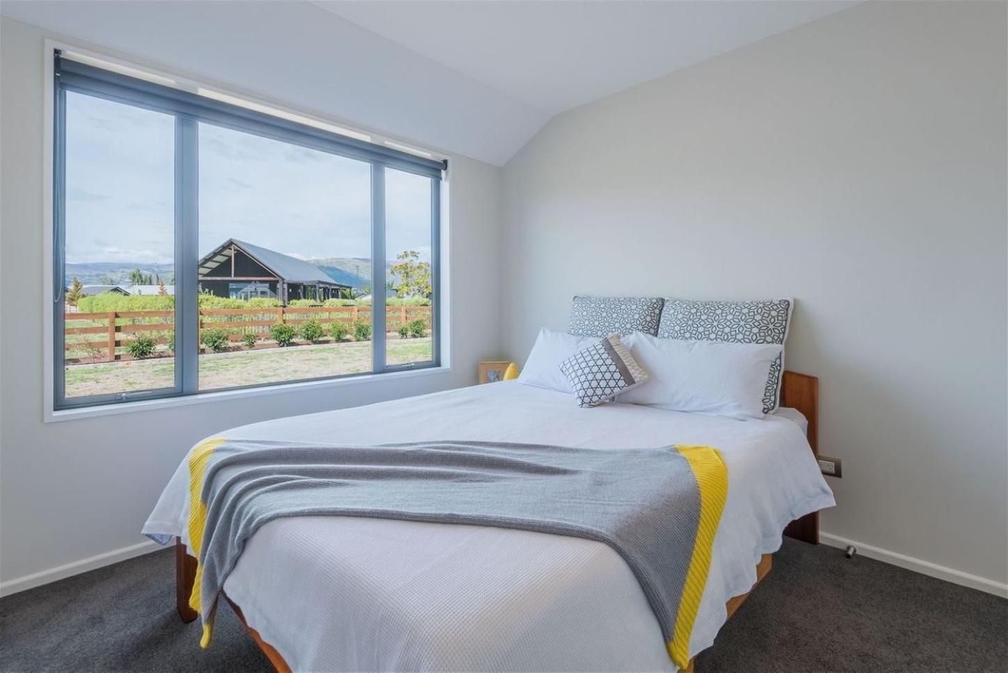 Holiday In A Paradise Wanaka Exterior photo